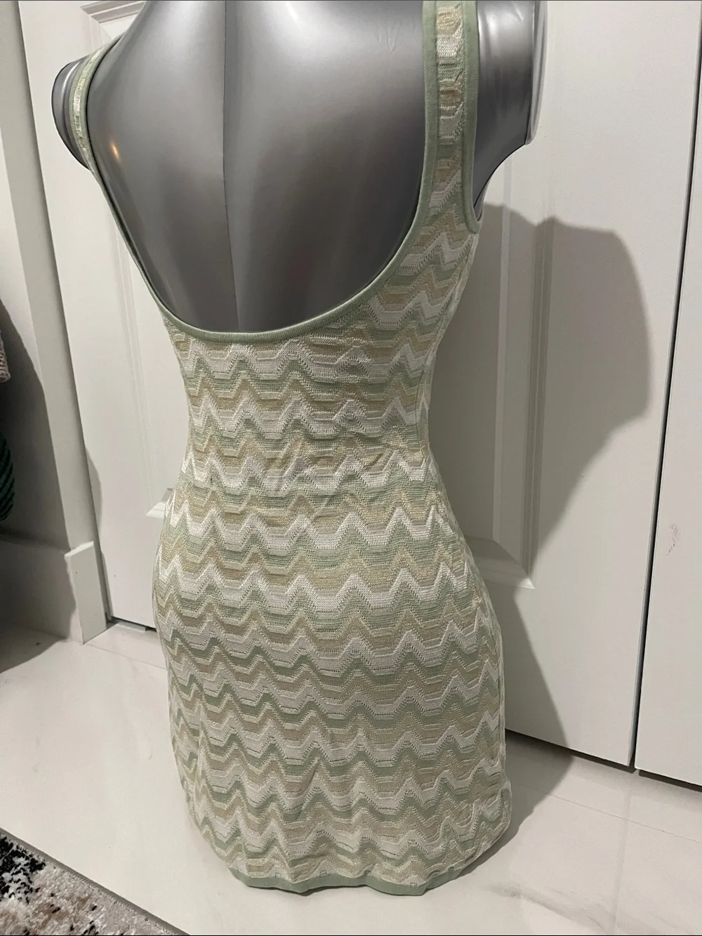 Authentic Devon Windsor Selena Metallic chevron mini dress size XS